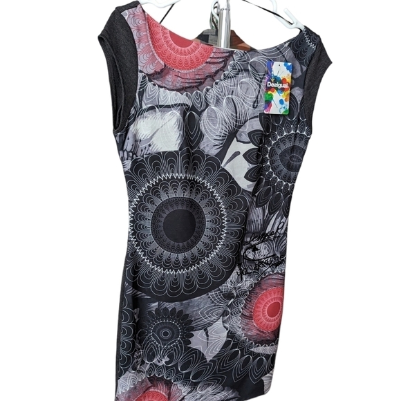 DISIGUAL NWT mini dress, cat sleeve, deep round back neck collar - Picture 1 of 5